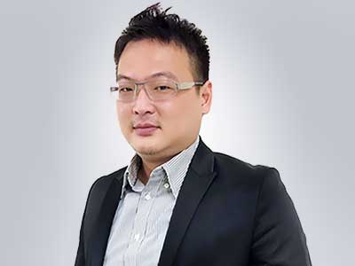 何丞唐          顧問(圖)
